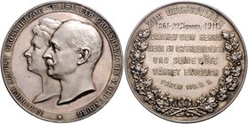 Oldenburg Friedrich August 1900-1918 Silbermedaille 1911 (graviert) (unsign.) a.d. Goldene Hochzeit des Großherzogpaares, i.Rd: SILBER 1000 
50,6mm 4...