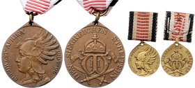 Deutsch-Südwestafrika Bronzemedaille 1906 Denkmünze für Kämpfer, 'Den siegreichen Streitern', dazu selbige als Miniatur, beide an schwarz-weiß-rotem B...