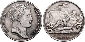 Frankreich Napoléon I. 1804-1815 Silbermedaille 1809 (v. Andrieu) a.d. Vereinigung der römischen Staaten mit Frankreich. In der Umschrift NEAPOLIO, i....