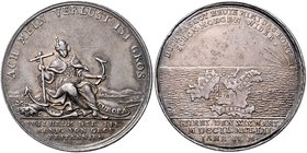 Großbritannien William III. 1694-1702 Silbermedaille 1702 (unsign.) auf seinen Tod 
39,8mm 14,6g ss