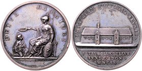 Großbritannien George III. 1760-1820 Silbermedaille o.J. (v. Pingo) Schulprämie der Blundell´s School, gegründet 1604 
winz. Rf., 40,2mm 35,0g ss