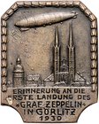 - Luftfahrt Messing-Plakette 1930 (v. Hofstätter, Bonn) a.d. Landung des 'LZ 127' in Görlitz Kai. 571. 
m. intaktem Nadelsystem 34,0x42,5mm 19,3g vz...