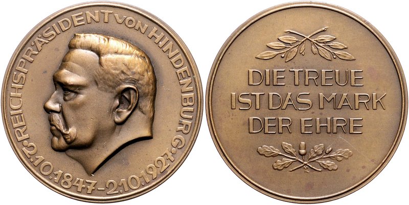 - Personen - Hindenburg, Paul v. 1847-1934 Lot von 2 Bronzemedaillen: 1927 (unsi...