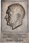 - Personen - Hitler, Adolf 1889-1945 Bronzegussplakette 1933 Kopf-Relief n.l., im Halsabschnitt: W. WOLFF 33, mit Text: Ich glaube an Deutschland und ...