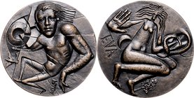 - Religion Bronzemedaille 1987 (v. Kauko Räsänen) auf Adam und Eva und den Sündenfall. Auflage: nur 50 Ex. Hackl/Klose 132. 
60,0 mm 166,4 g prfr.
