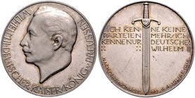 - Erster Weltkrieg Silbermedaille 1914 (v. Lauer) auf Kaiser Wilhelm II., i.Rd: SILBER 990 Zetzm. 2014. 
33,3mm 18,1g f.vz
