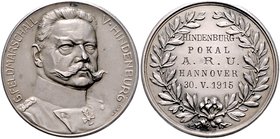 - Erster Weltkrieg Silbermedaille 1915 graviert (v. M.&W.) a.d. 'Hindenburg-Pokal A.R.U. Hannover 30.V.1915', i.Rd: 950 SILBER Kaiser (M+W) -. 
33,2m...