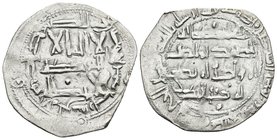 EMIRATO INDEPENDIENTE. Abd Al-Rahman II. Dirham. 224 H. Al-Andalus. Vives 170; Miles 116e. Ar. 2,35g. MBC.