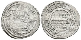 CALIFATO DE CORDOBA. Hisham II. Dirham. 367 H. Al-Andalus. Citando a Amir en la IIA. Vives 500. Ar. 2,64g. MBC.