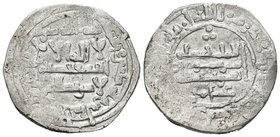 CALIFATO DE CORDOBA. Hisham II. Dirham. 370 H. Al-Andalus. Citando a ´Amir en la IA. Vives 505. Ar. 4,15g. MBC-.