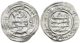 CALIFATO DE CORDOBA. Hisham II. Dirham. 383 H. Al-Andalus. Citando a ´Amir en la IIA. Vives 517. Ar. 3,40g. MBC.