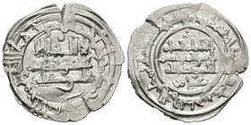 CALIFATO DE CORDOBA. Hisham II. Dirham. 385 H. Al-Andalus. Citando a ´Amir en la IIA. Vives 520. Ar. 3,38g. MBC.