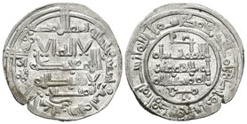 CALIFATO DE CORDOBA. Hisham II. Dirham. 392 H. Al-Andalus. Citando a Tamliy en la IA y ´A/mir en la IIA. Vives 572. Ar. 2,80g. Buen ejemplar. EBC.