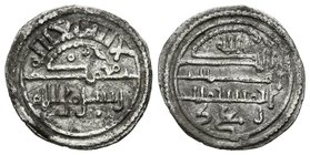 ALMORAVIDES. Ali Ibn Yusuf. Quirate. 500-537 H. Vives 1703; Hazard 926; F. Benito de los Mozos Cb41. Ar. 0,98g. Pátina. MBC+.