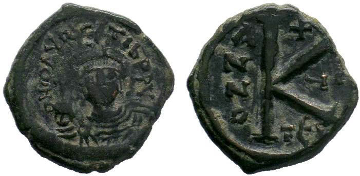 BYZANTINE.Maurice Tiberius, 582-602 AD, AE Half follis. Thessalonica. DN MAVRC T...