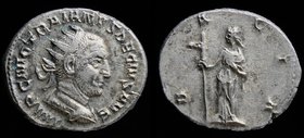 Trajan Decius (249-251), AR antoninianus. Rome, 3.64g, 18.5-21.5mm.
Obv: IMP C M Q TRAIANVS DECIVS AVG, radiate bust r.
Rev: DACIA, Dacia stg. l. ho...