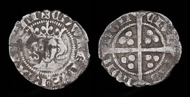 ENGLAND: Edward III (1327-1377), AR Penny (pre-treaty period, C). London, 1.10g, 18mm.
Obv: EDWARDVS REX ANGLI, Facing crowned bust.
Rev: CIVITAS LO...