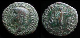 Claudius (41-54), AE Dupondius, issued 50-54 AD. Rome, 9.15g.
Obv: TI CLAVDIVS CAESAR AVG PM TR P IMP PP; Bare head left.
Rev: CONSTANTIAE AVGVSTI; ...