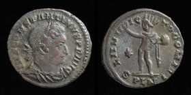 Constantine I, ‘The Great’ (306-337), AE follis. London, 3.27g, 20mm.
Obv: IMP CONSTANTINVS PF AVG, laureate, draped, and cuirassed bust r.
Rev: Sol...