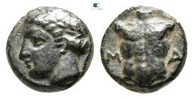 Ionia. Magnesia ad Maeander   circa 400 BC. Bronze Æ