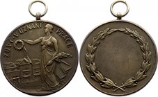 Czechoslovakia Beekeeping Medal 
Včelařská Medaile, ZUVČ - v Uznání Práce, úly a dívka s věncem