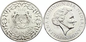 Suriname Gulden 1962 
KM# 15; Silver; UNC