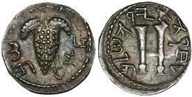 Judaea, Bar Cochba War (AD 132-135), denarius/zuz, undated (year 3), bunch of grapes, rev., two trumpets, 3.26g, die axis 7.00 (Mildenberg 153 (O11/R8...