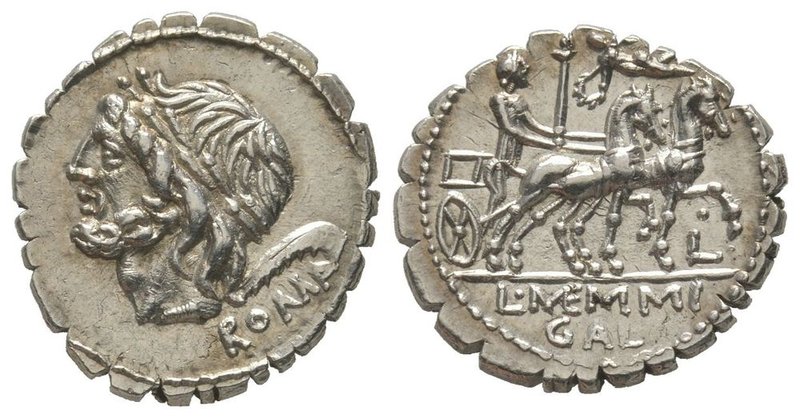 L. Memmius Galeria, Denarius serratus, Rome, 106 BC, AG 3,95 g. Ref : Cr 313/16....