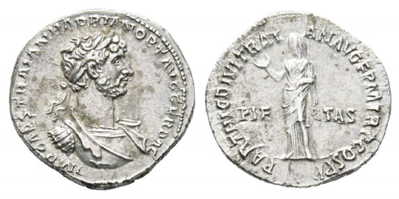 Hadrianus 117-138 Denarius, Rome, 117, AG 3.23 g. Avers : IMP CAES TRAIAN HADRIA...