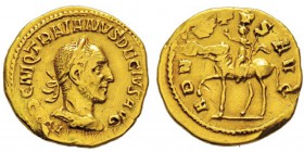 Traianvs Decivs 249-251 Aureus, Rome, 249-250, AU 4.6 g. Avers : IMP C M Q TRAIANVS DECIVS Buste lauré, drapé et cuirassé de Traianus Decius à droite....