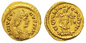 Athalaric 527-536 Tremissis au nom et au type de Justin Ier (518-527), Rome, 527, AU 1.46 g. Avers : DN IVSTINVS P F AVG Buste diadémé, drapé et cuira...