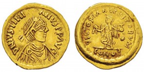 Baduila ou Totila, dit l'Immortel 541-552 Tremissis au nom et au type de Justinien Ier (527-565), Ticinum, 536-539, AU 1.41 g. Avers : DN IVSTINVS P P...