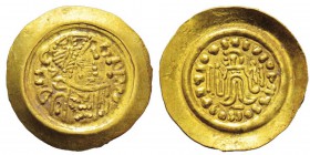 Suintila 621-631 Tremissis au nom et au type de Mauricius Tiberius, Lombardie, VIIe siècle, AU 1.27 g. Avers : Buste diadémé à droite. Revers : Saint ...