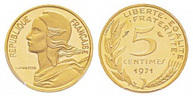 France, Piéfort or de 5 Centimes Marianne, 1971, AU 8.7 g. 920‰ Ref : Taill.22.P3, KM#P417 Conservation : PCGS SP67. Quantité : 100 ex. Rare.