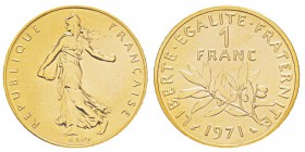 France, Piéfort or de 1 franc Semeuse, 1971, AU 24 g. 920‰ Ref : Taill.104.P3, KM#P429 Conservation : PCGS SP68 Quantité : 100 ex. Rare.