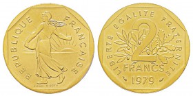 France, Piéfort or de 2 francs Semeuse, 1979, AU 30.9 g. 920‰ Ref : Taill.123.P3, KM#P642 Conservation : PCGS SP69 Quantité : 300 ex. Rare.