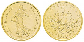 France, Piéfort or de 5 Francs Semeuse, 1970, AU 38.9 g. 920‰ Ref : Taill.154.P3, KM#P410 Conservation : PCGS SP69 Quantité : 100 ex. Rare.