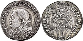 Roma. Sisto IV (Francesco della Rovere), 1471-1484. Doppio grosso, AR 7,15 g. SIXTVS IIII PONT MAX VRBE REST Busto a a s., con piviale ornato da fogli...