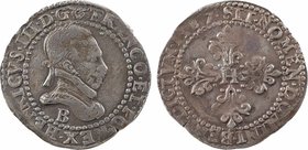 Henri III, demi-franc au col plat, 1587 Rouen
A/(à 6 h.) .HENRICVS. III. D: G. (différent). FRANCO. ET. PO. REX
Buste à droite du Roi, lauré et cuir...