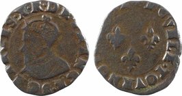 Charles X, double tournois, 1592 ? Troyes
A/(à 6 h.) CHARLES. X. R. DE. FRANCE
Buste à gauche du Roi, couronné, portant un manteau d'hermine ; diffé...