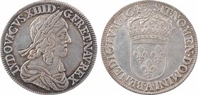 Louis XIII, demi-écu d'argent, 3e type (2e poinçon), 1643 Paris (point)
A/LVDOVICVS. XIII. D. - G. FR. ET. NAV. REX
Buste à droite du Roi, lauré, dr...