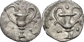 Greek Italy.Southern Apulia, Tarentum.AR Obol, c. 280-228 BC.D/ Kantharos; five pellets around.R/ Kantharos; five pellets around.HN Italy 1076. Vlasto...