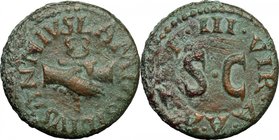 Augustus (27 BC - 14 AD).AE Quadrans, 9 BC.D/ Clasped hands holding caduceus.R/ Large SC surrounded by legend.RIC (2nd ed.) 420.AE.g. 3.24 mm. 17.00Gr...