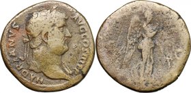 Hadrian (117-138).AE Sestertius, 134-138.D/ Bust right, laureate, draped on left shoulder.R/ Victory standing right, holding trophy with both hands.Hy...