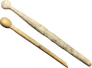 Lot of 2 bone utensils.
 Roman period, 1st-3rd century AD.
 108 mm, 82 mm.
