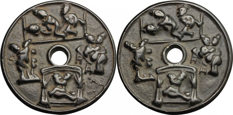 China.Charm with erotic scenes, 20th cent.AE. mm. 69.00EF.