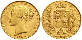 Ausländische Goldmünzen und -medaillen
Grossbritannien
Victoria, 1837-1901
Sovereign 1842. 7,99 g. 917/1000.
sehr schön/vorzüglich