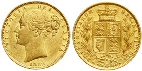 Ausländische Goldmünzen und -medaillen
Grossbritannien
Victoria, 1837-1901
Sovereign 1852. Das M in BRITANNIARUM doppelt geschnitten. 7,99 g. 917/1...