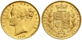 Ausländische Goldmünzen und -medaillen
Grossbritannien
Victoria, 1837-1901
Sovereign 1853. 7,99 g. 917/1000.
vorzüglich/Stempelglanz, kl. Kratzer,...