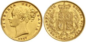 Ausländische Goldmünzen und -medaillen
Grossbritannien
Victoria, 1837-1901
Sovereign 1857, Wappen. 7,99 g. 917/1000.
gutes vorzüglich